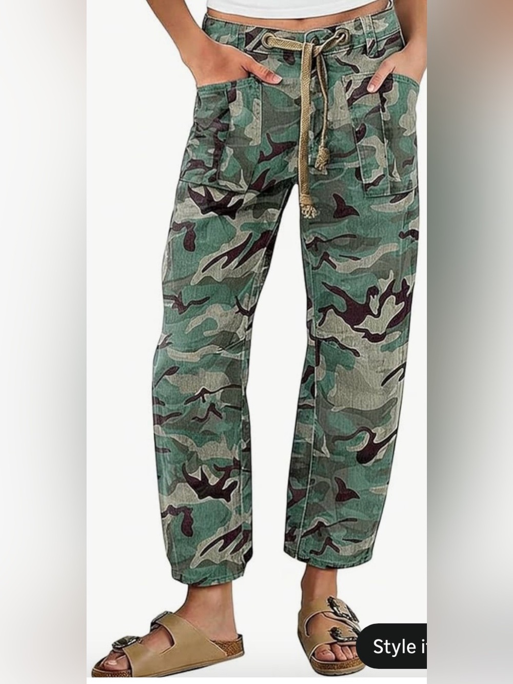 Flamingals Camo Patch Pocket Drawstring Straight Leg Jeans Size Small NWT